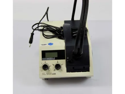 SCHOTT KL 1500 LCD SCHOTT KL 1500 LCD Kaltlichtquelle Faserlichtleiter 150 W 15 V – RESALE