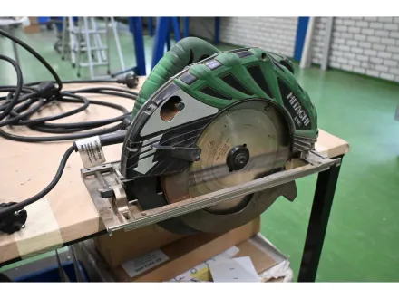 Hitachi C 9U2 Kreissägemaschine – RESALE