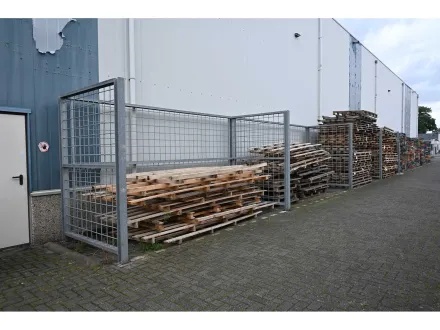Vierteiliger verzinkter Zaun – RESALE
