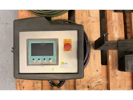 SIEMENS SIMATIC SIEMENS SIMATIC Panel (Kompakt-HMI) Bediengerät mit Not-Halt – RESALE