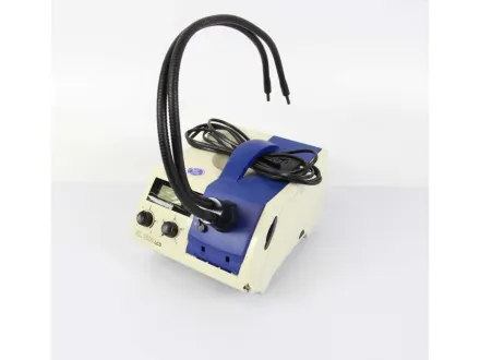 SCHOTT KL 1500 LCD SCHOTT KL 1500 LCD Kaltlichtquelle mit zwei Lichtleitern 150 W 15 V – RESALE