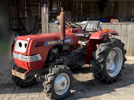 Shibaura SD2200-0 Kompakter 4x4 Dieseltraktor – 3-Punkt-Verbindung – PTO – RESALE
