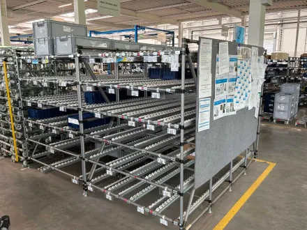 LAGER-REGAL mit Rollen – RESALE