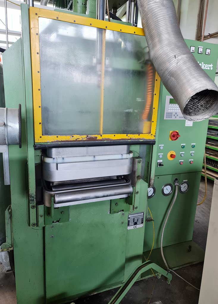 Wickert WKP 2560/5/2,5 Vulkanisierpresse