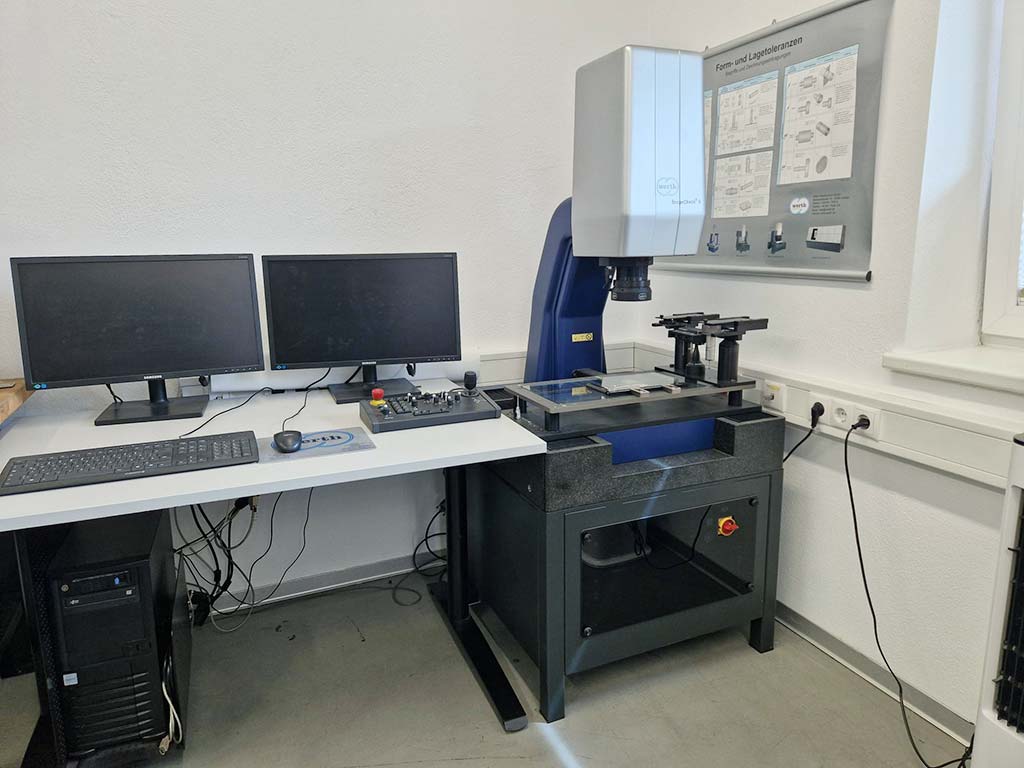 Werth ScopeCheck 300/S/Z 3D CNC CNC 3D Coordinate Measuring Machine