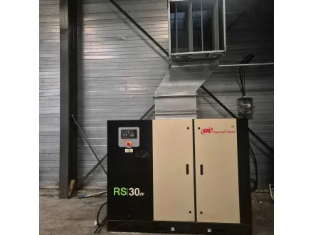 INGERSOLL RAND - 2017 - RS30-37N / RS30N-A10 - Schraubluftkompressor – RESALE