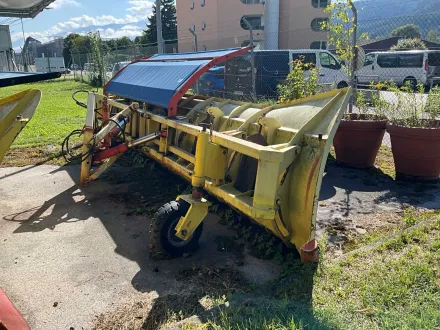 1990 Kahlbacher LS500F Schneeschieber – RESALE