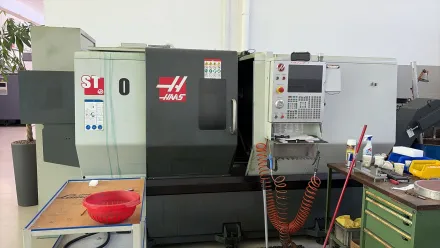 Haas ST-30Y CNC-Drehmaschine mit angetriebenen Werkzeugen – RESALE