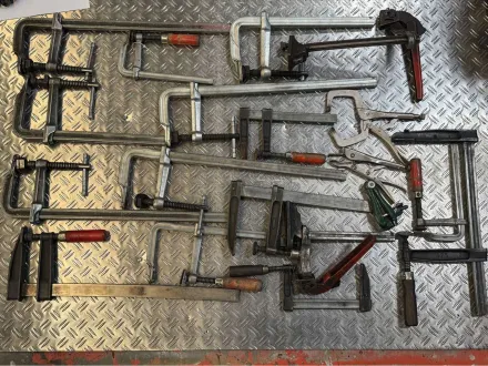 Posten Schraubzwingen – RESALE