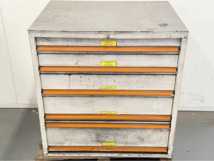 Schubladenschrank mit Inhalt – RESALE