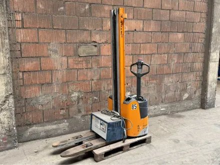 STILL  Elektro Hochhubwagen + Aufladegerät – RESALE
