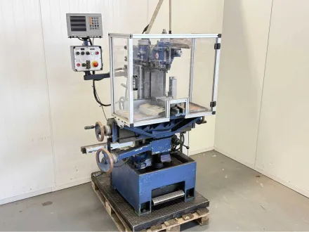 SCHAUBLIN 13 Werkzeugfräsmaschine – RESALE