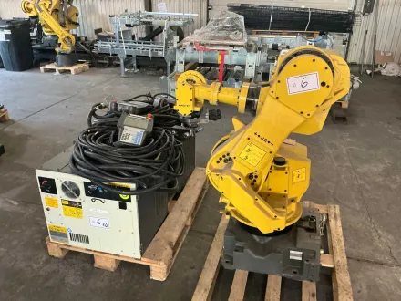 FANUC - M710iC/50S - Industrieroboter mit Kabeln und Lehranhänger - 2015 – RESALE