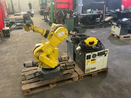 FANUC - M710iC/50S - Industrieroboter mit Kabeln und Lehranhänger - 2016 – RESALE