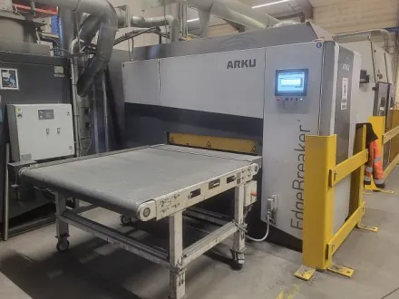 Arku EDGEBREAKER 2000PLUS Durchlauf Schleifmaschine – RESALE