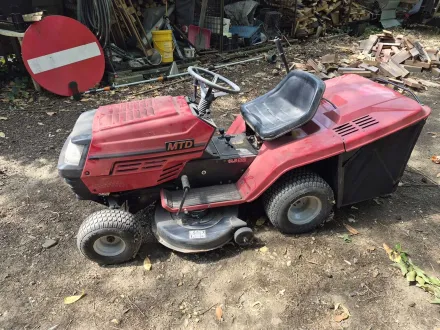 MTD-Ride-on-Rasenmäher – RESALE