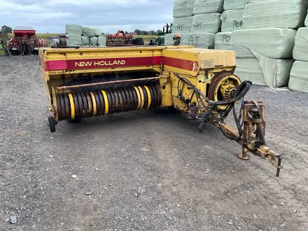 1983 NEW Holland 945 Baler – RESALE