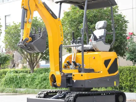 2026 Huayee Mini-Bagger – 1.800 kg – Kubota 3-Zylinder – Gelenkarm – Schnellkupplung – 2 Schaufeln – RESALE