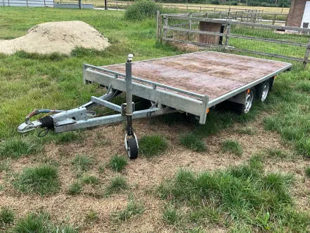 2009 Helpo Trailer – RESALE