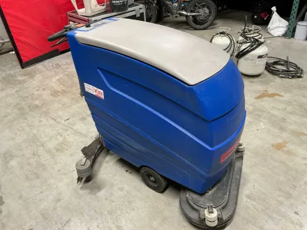 Columbus RA 66 KM 60 Scrubber / Saugmaschine – RESALE
