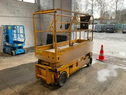 2016 Haulotte Compact 8 CU – RESALE