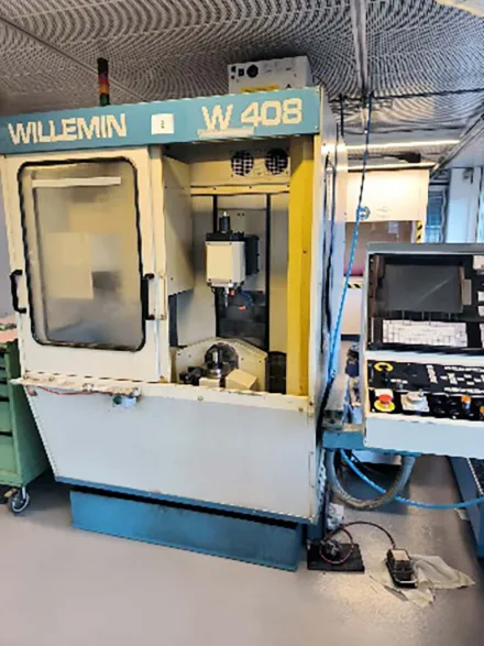Willemin-Macodel W 408S Vertikales CNC Bearbeitungszentrum – RESALE