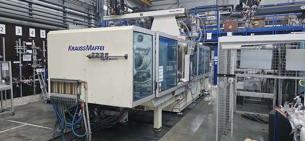 Krauss Maffei KM 350-1400-390 CZ Spritzgießmaschine