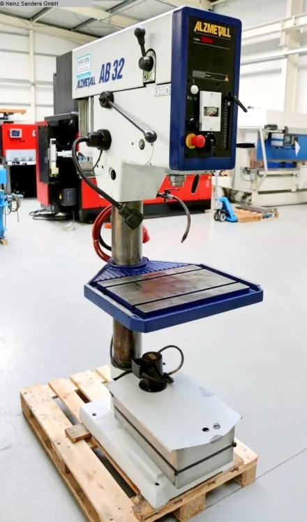 Alzmetall AB 36 / SV Säulenbohrmaschine – RESALE