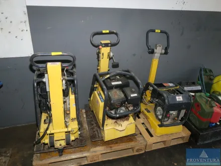 Rüttelplatten BAUMAX 3 St. defekt – RESALE
