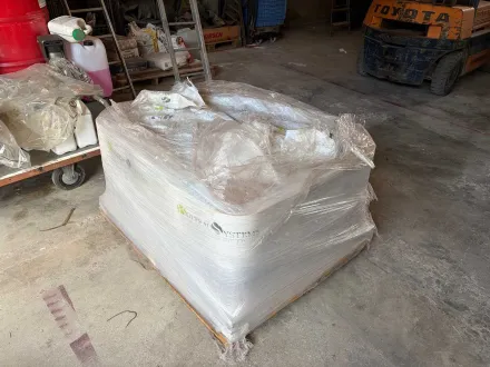 Paletten mit 20 Kunststoffrollen (2x) – RESALE