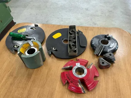 Verschiedene Fräswerkzeuge (5x) – RESALE