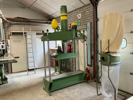 50T Hydraulikpresse – RESALE
