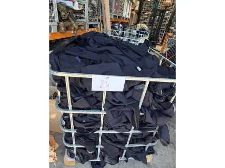240 Stück Posten Bundeswehr-Bekleidung Jacken u. Hosen – RESALE