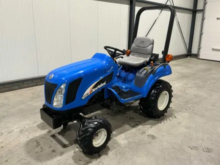 New Holland TZ25D 4WD Mini-Traktor – RESALE