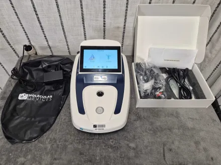 MOLEKULARE GERÄTE – QuickDrop Spectrophotometer 7546 – Spektrophotometer – 2023 – RESALE