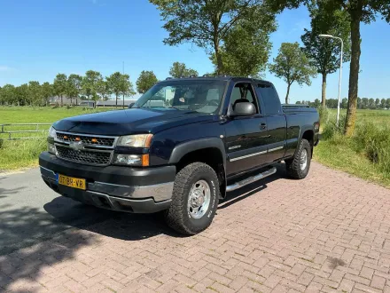 2005 Chevrolet 2500HD Sliverado 6.6 Duramax V8 Diesel-Nutzfahrzeug – RESALE
