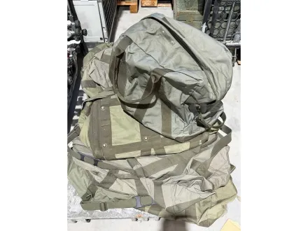 Original Bundeswehr Kampftragetasche / Einsatztasche oliv (20x) – RESALE
