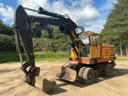Akerman H7MC Radbagger – RESALE