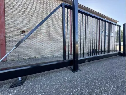 Kopal Taurus T2 Ausleger Schiebetor (6 Meter – ungenutzt) – RESALE