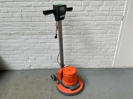 Numatic HFM 1515 Einscheibenmaschine – RESALE