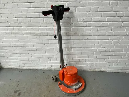 Numatic HFM 1515 Einscheibenmaschine – RESALE