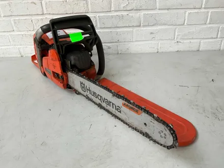 Husqvarna 555 Motor-Kettensäge – RESALE