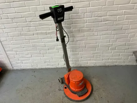 Numatic HFM 1515 Einscheibenmaschine – RESALE