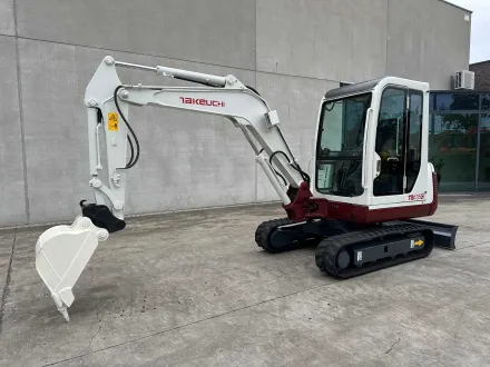 Takeuchi - 2012 - TB135 - Mini-Bagger – RESALE