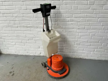 Numatic HFM 1515 Einscheibenmaschine – RESALE
