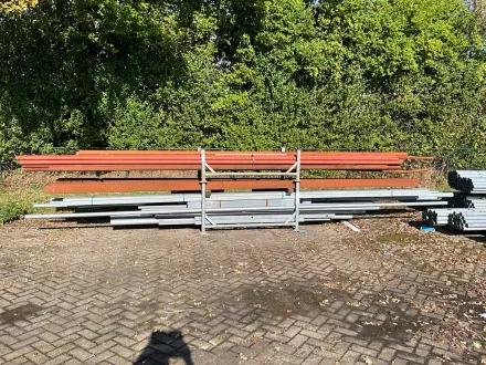 Batch von Röhren und Röhren – RESALE