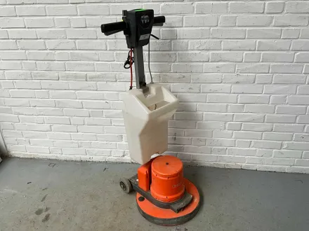 Numatic HFM 1515 Einscheibenmaschine – RESALE