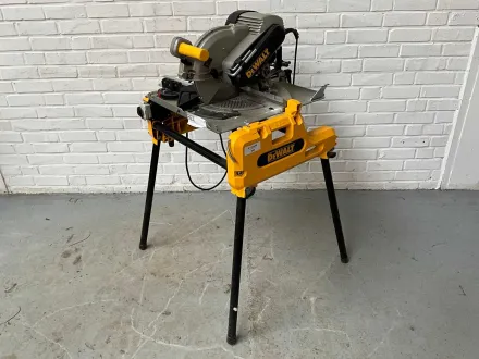 DeWalt DW743N Tisch-,Kapp- & Gehrungssäge – RESALE