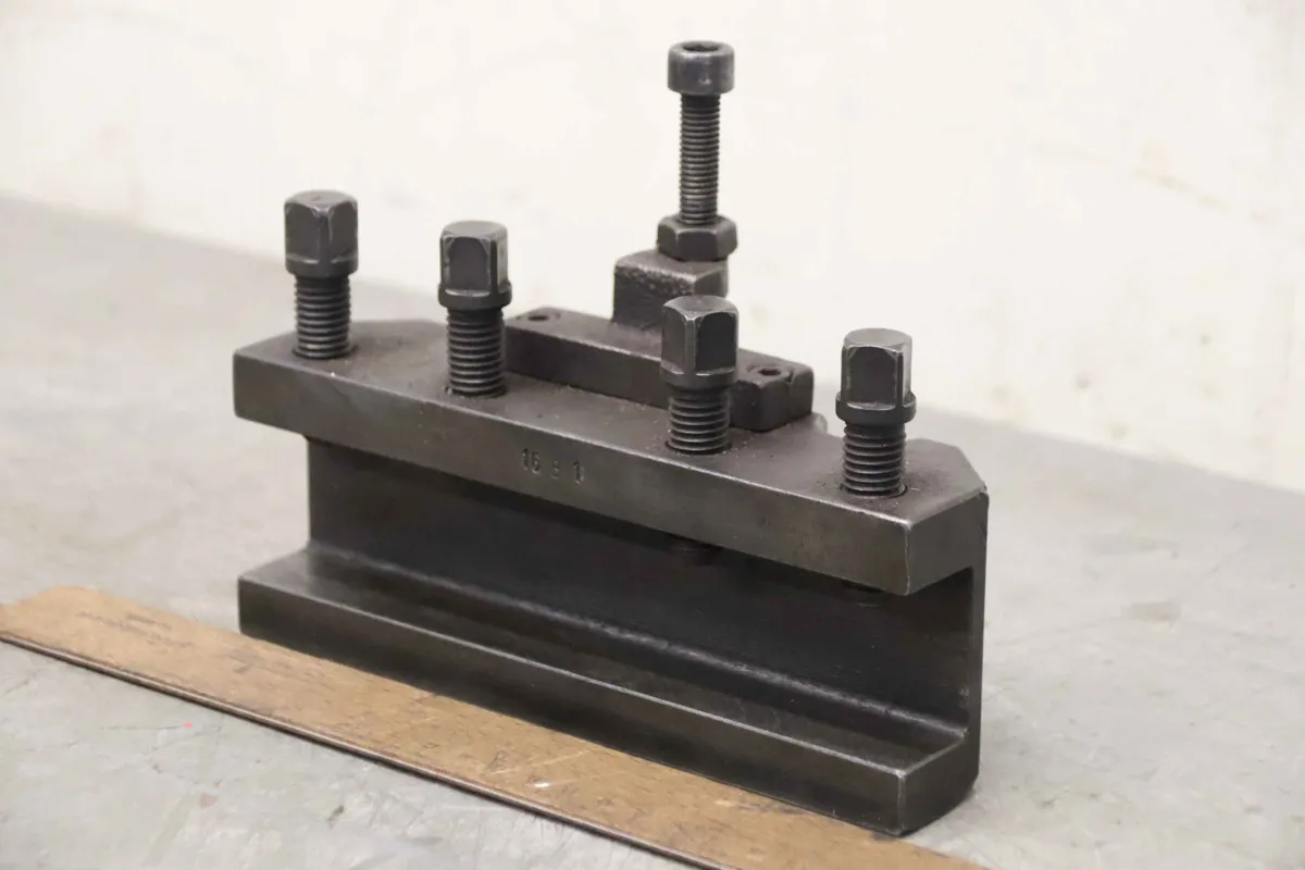 16 B 1 40/200 mm Schnellwechsel Stahlhalter