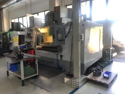 Haas VF-6/50HE Vertikal-Bearbeitungszentrum – RESALE